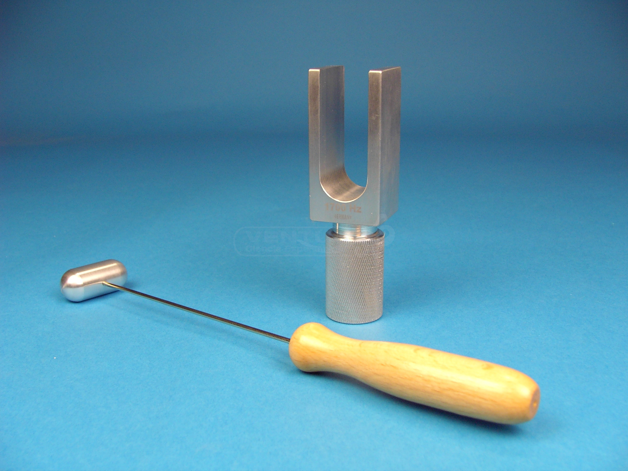 Diapasón 1700 Hz con macillo