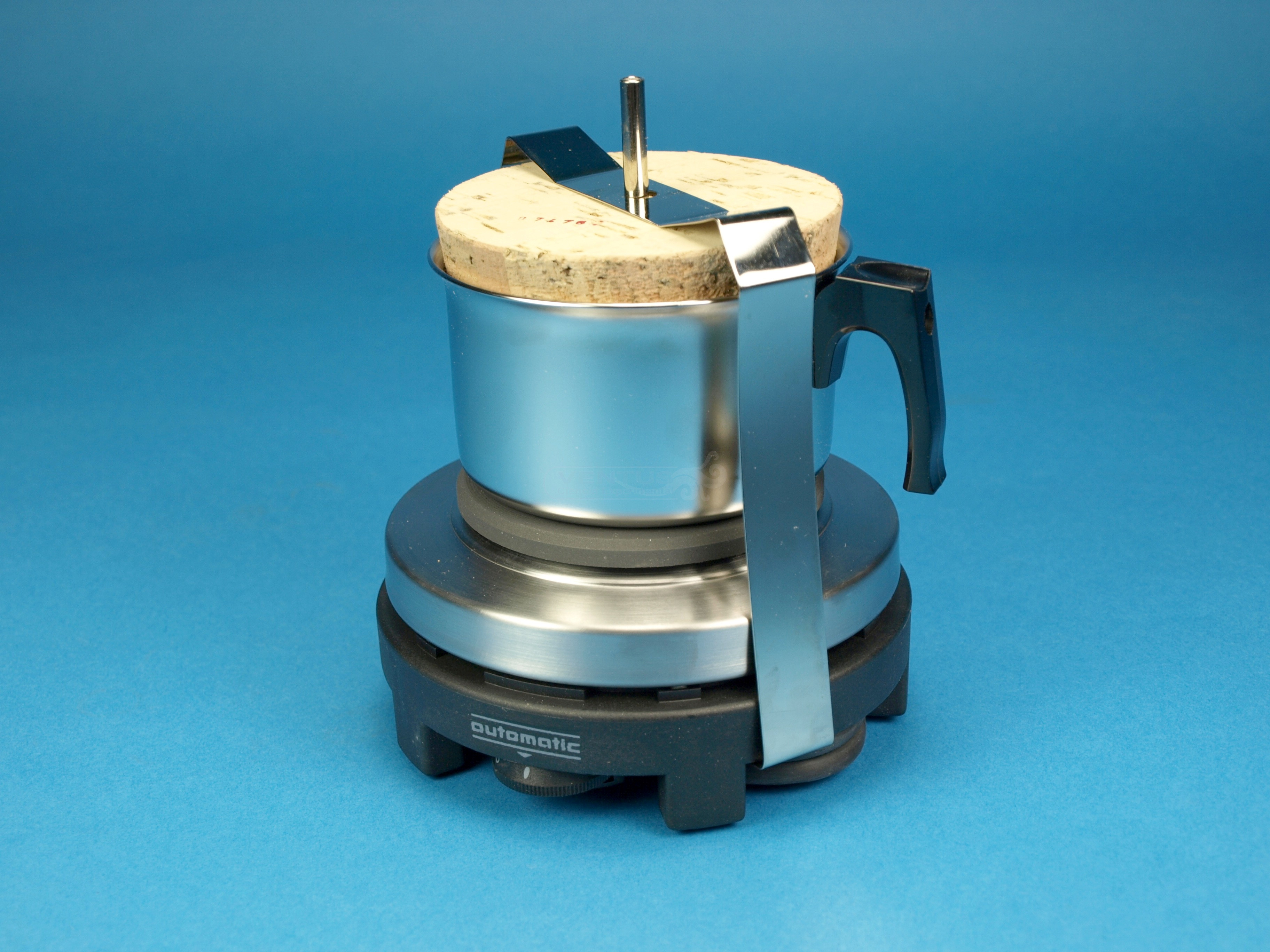 Generador de vapor con placa calefactora