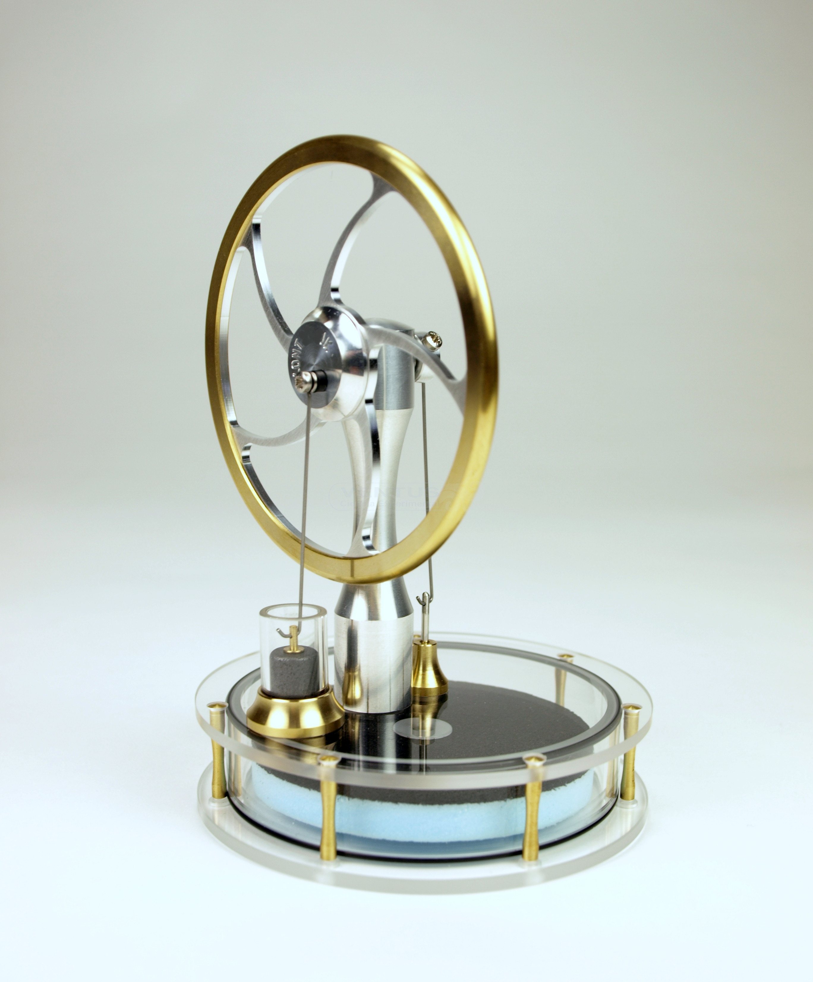 Motor Stirling  baja temperatura Motor Stirling  baja temperatura