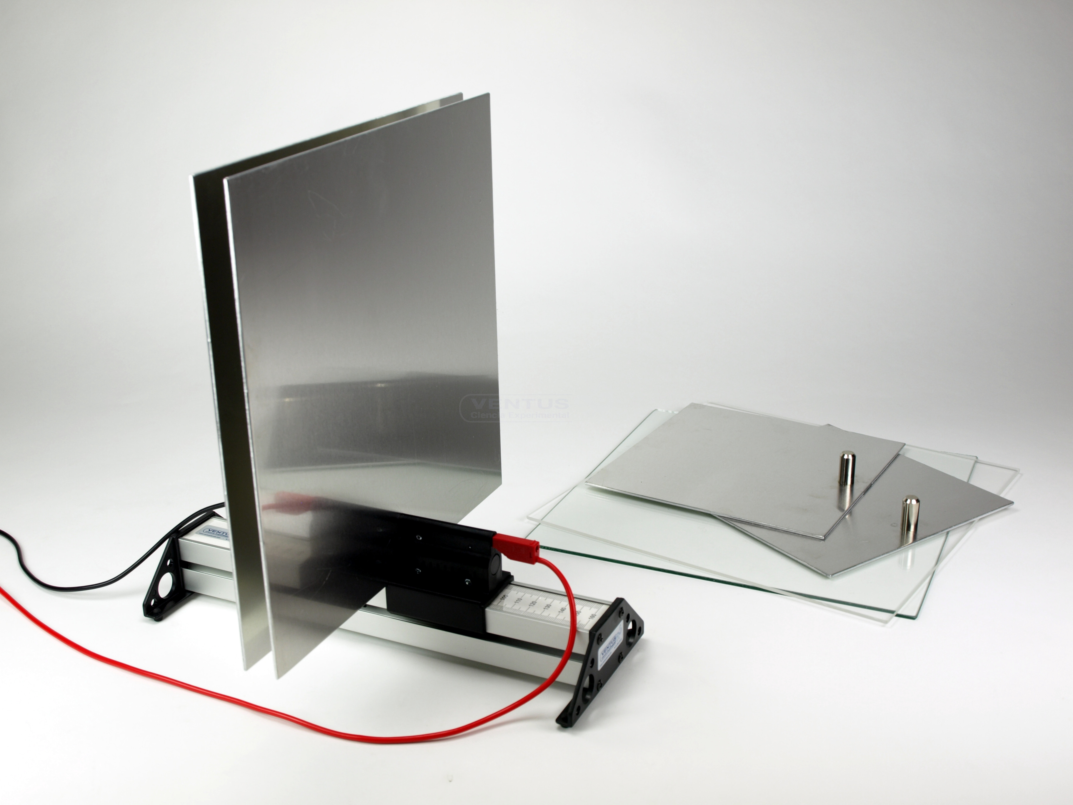 Condensador de placas regulable Condensador de placas regulable