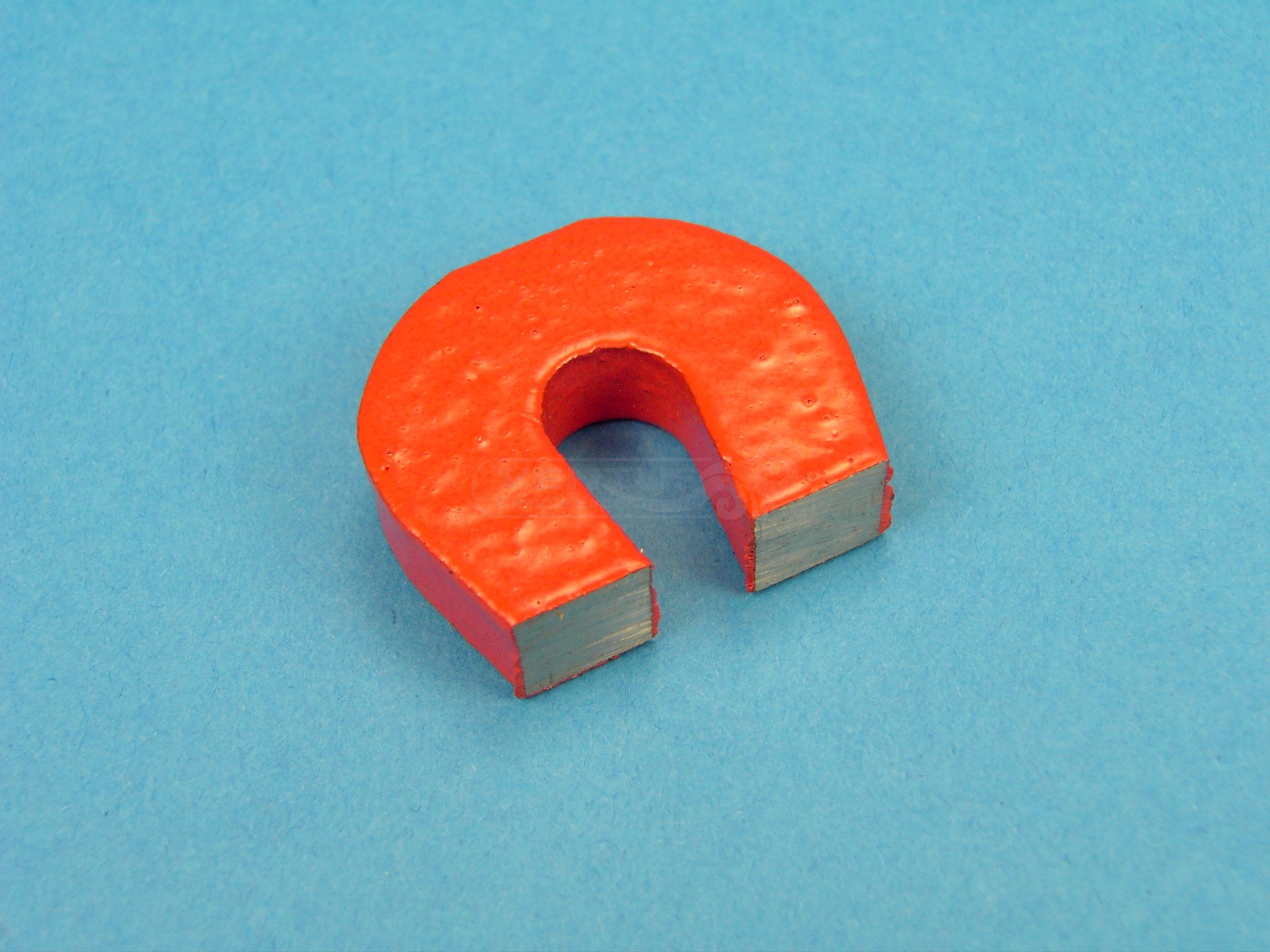 Imán de herradura, AlNiCo