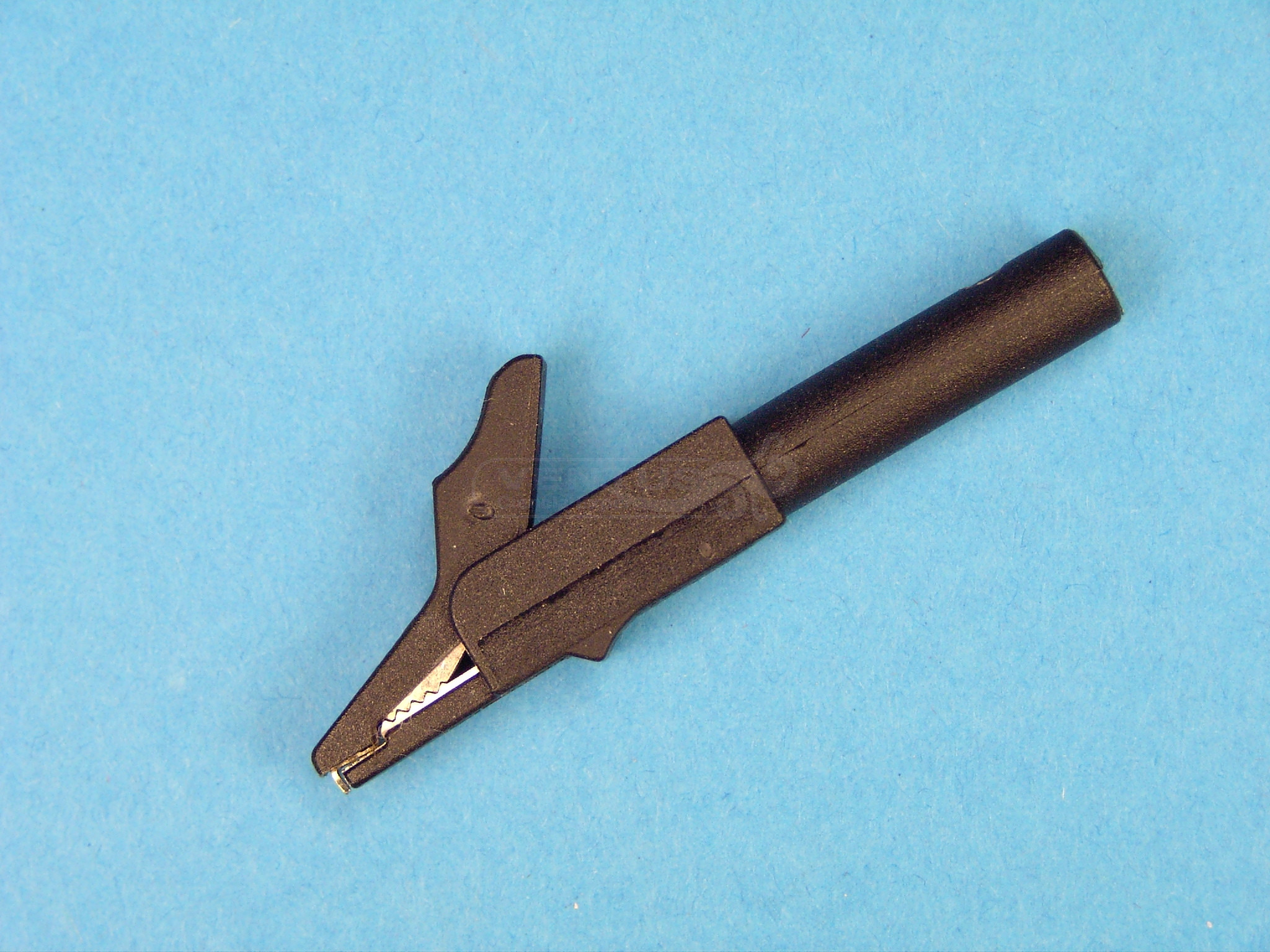 Pinza de cocodrilo recubierta negra