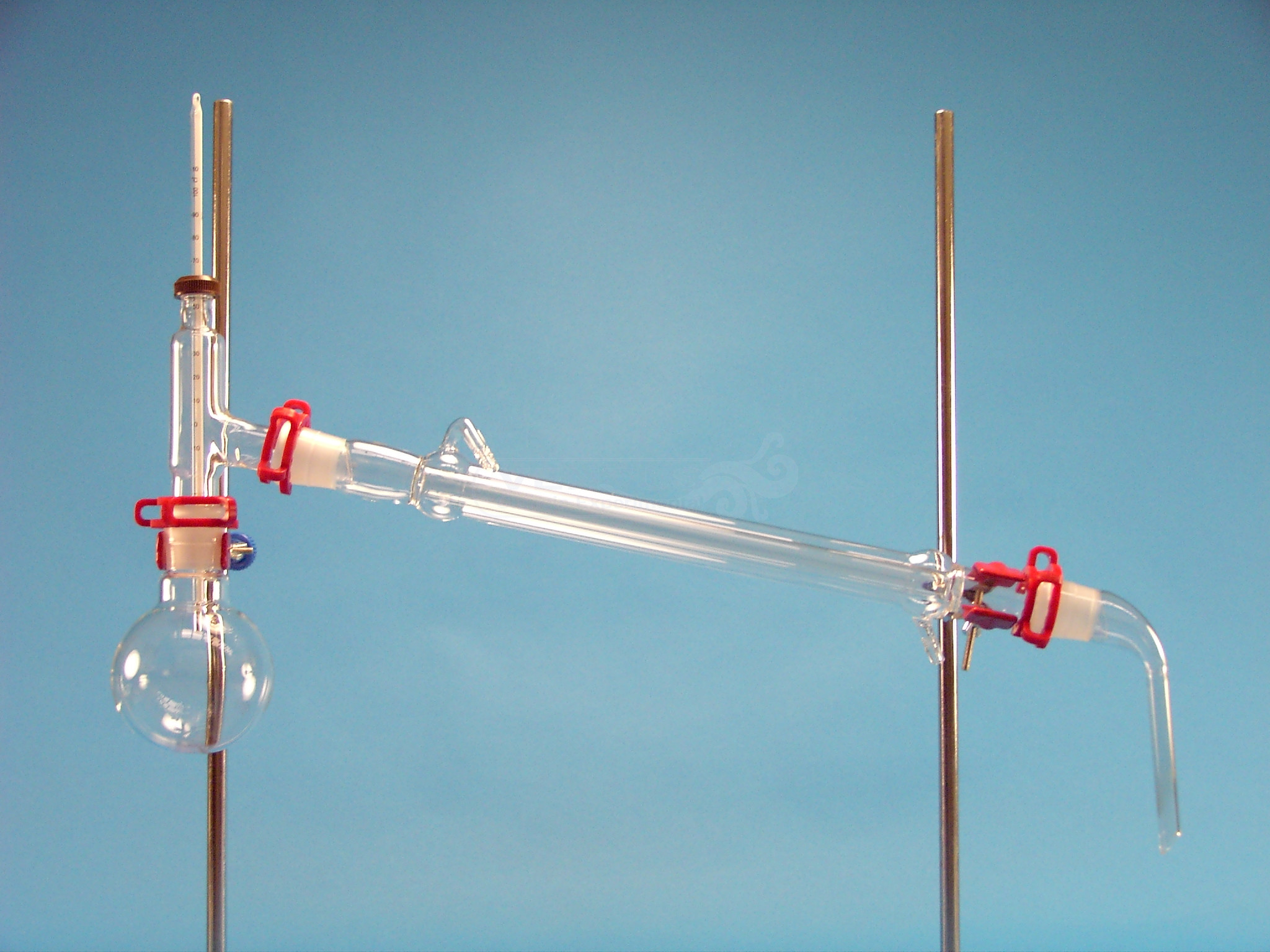 Montaje para destilación