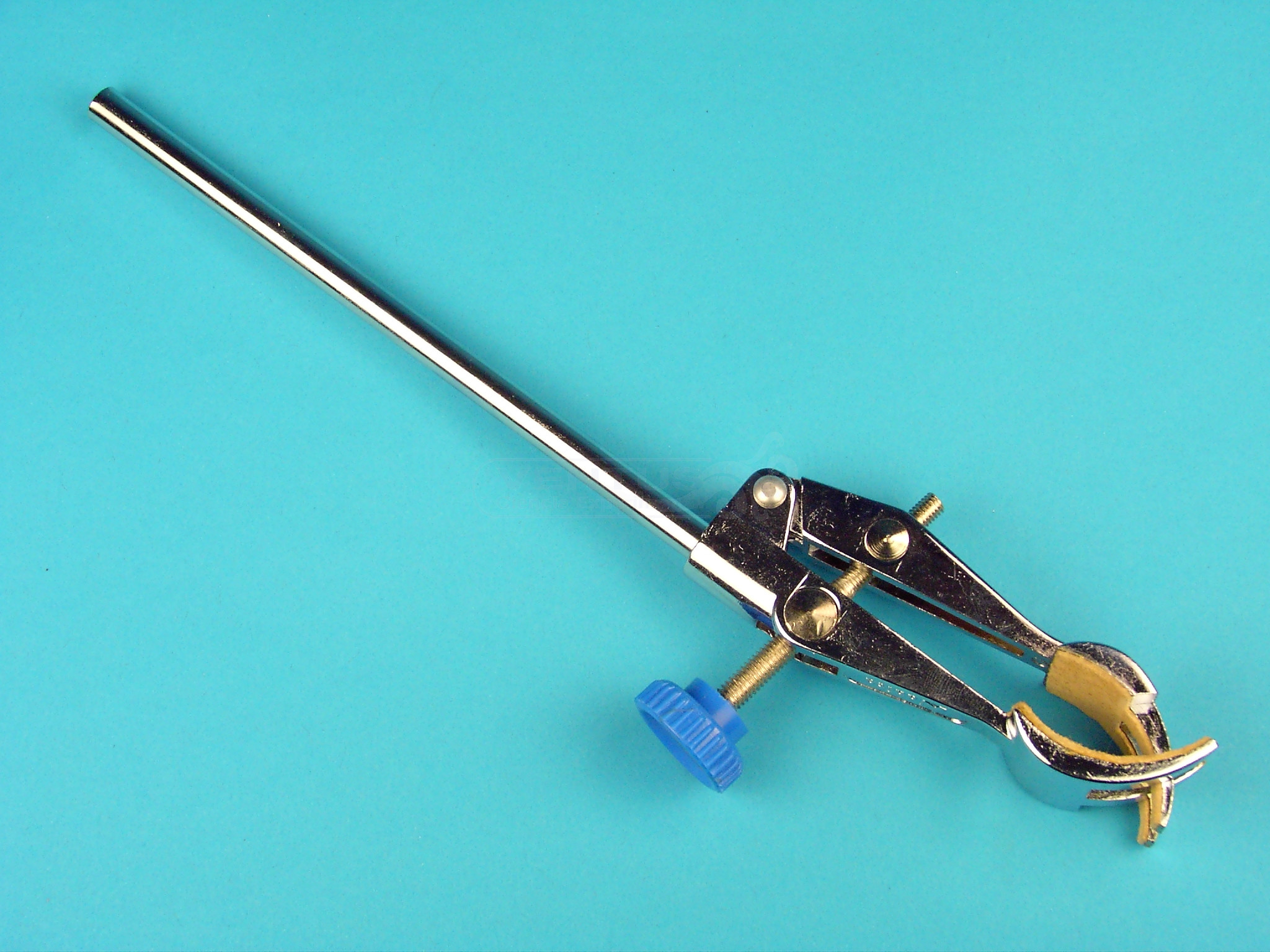 Pinza universal con varilla