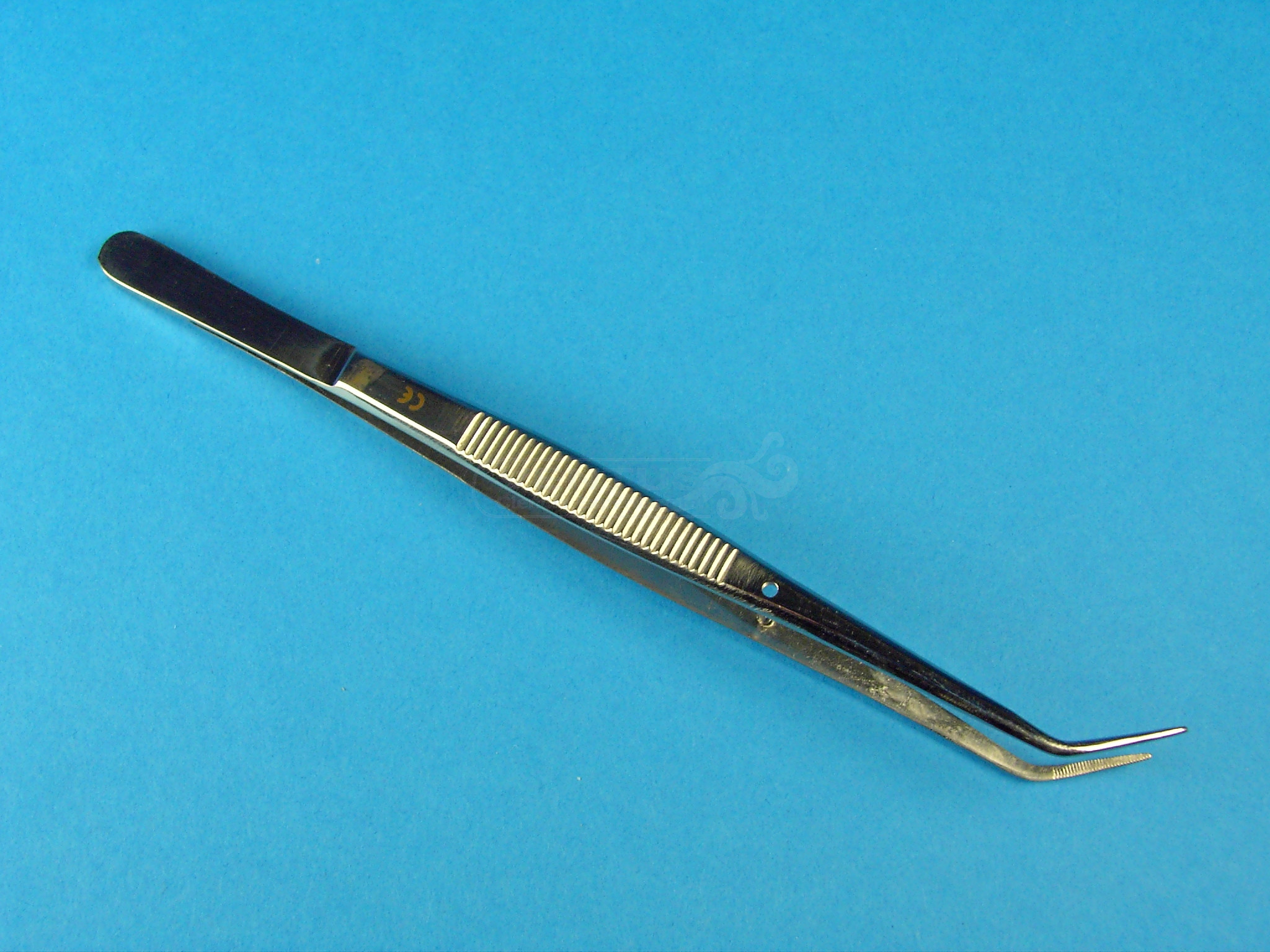 Pinza disección curva inox. 13cm.