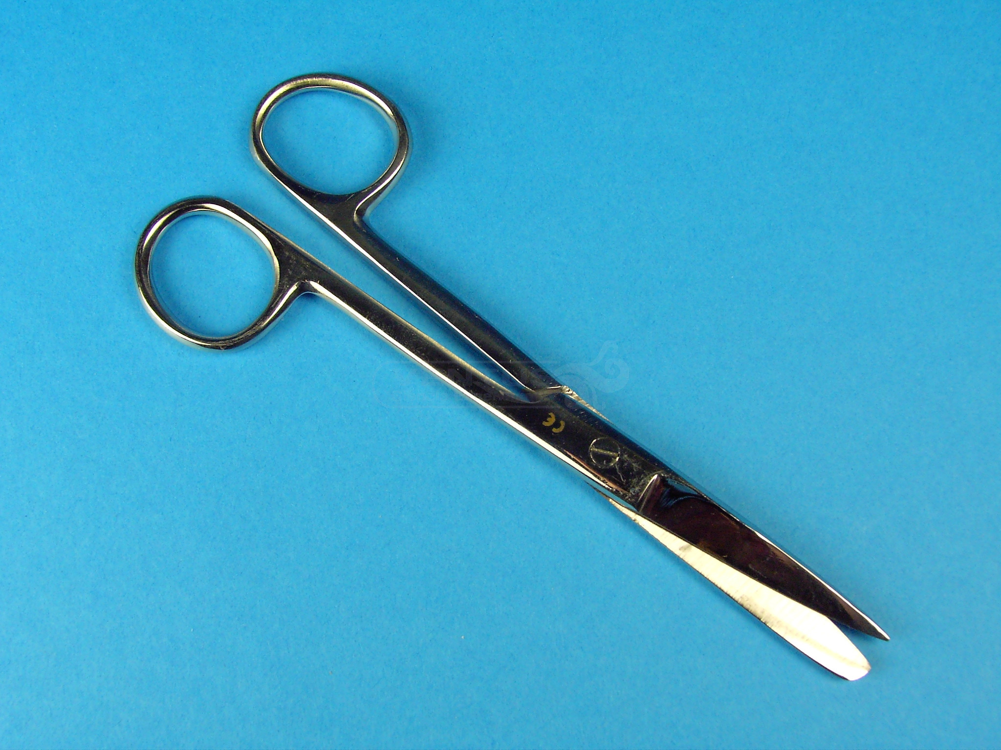 Tijera punta aguda/roma  inox. 13cm