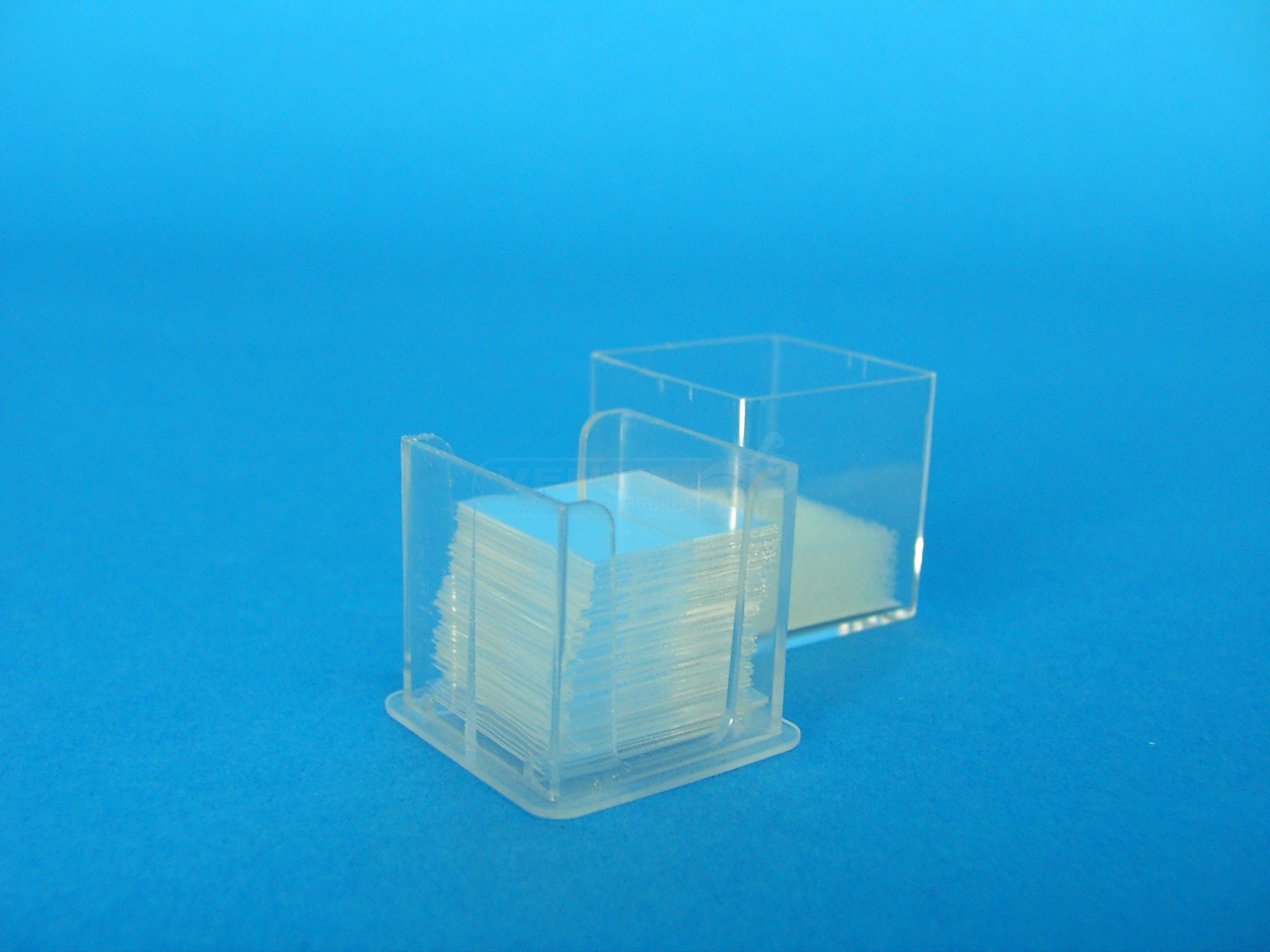 Cubreobjetos 18x18x0,15mm (100x)