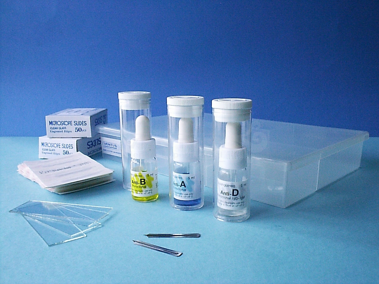 Kit para determinación grupo sanguíneo